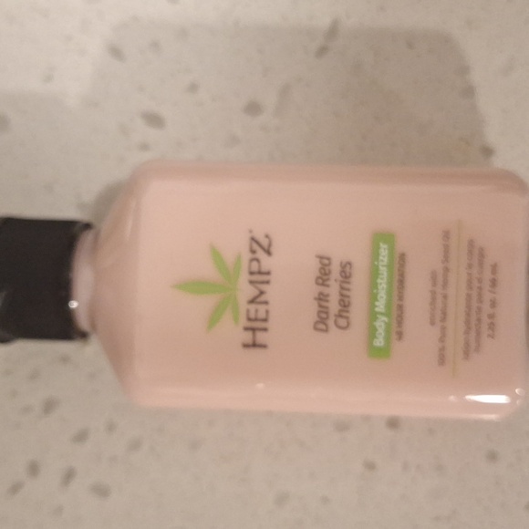 Hempz Ultimate Bundle - Picture 5 of 6